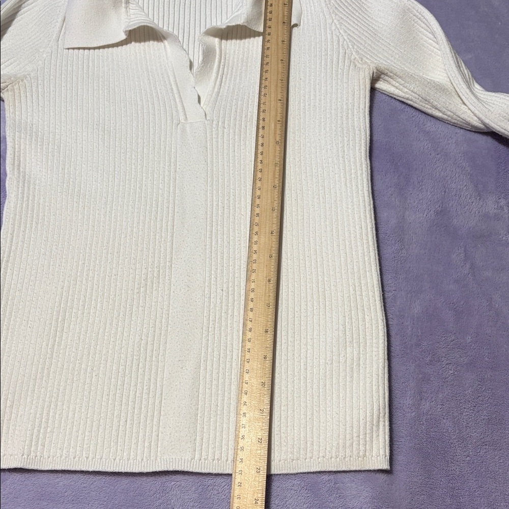 White Ribbed Knit Collared Sweater - Picture 6 of 8